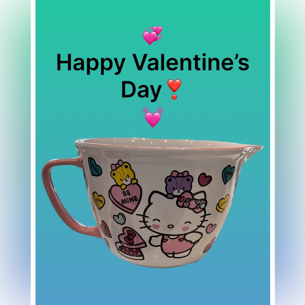 Hello Kitty Sanrio Large Valentine’s Day Mixing Bowl. New for 2025!!
